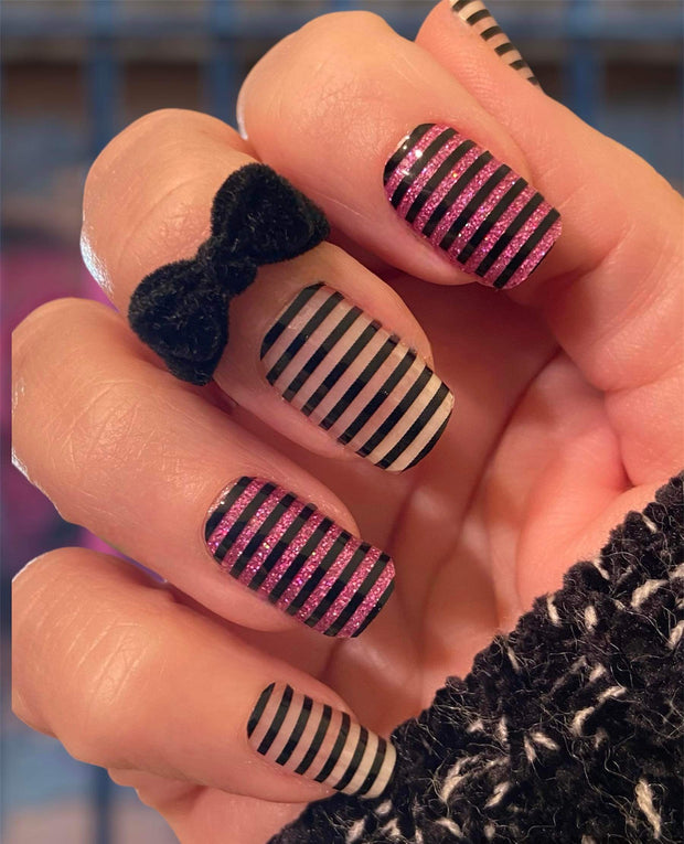 Thin Black Lines - Clear Overlay Nail Polish Wraps