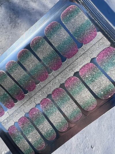 Neapolitan Surprise - Nail Polish Wraps