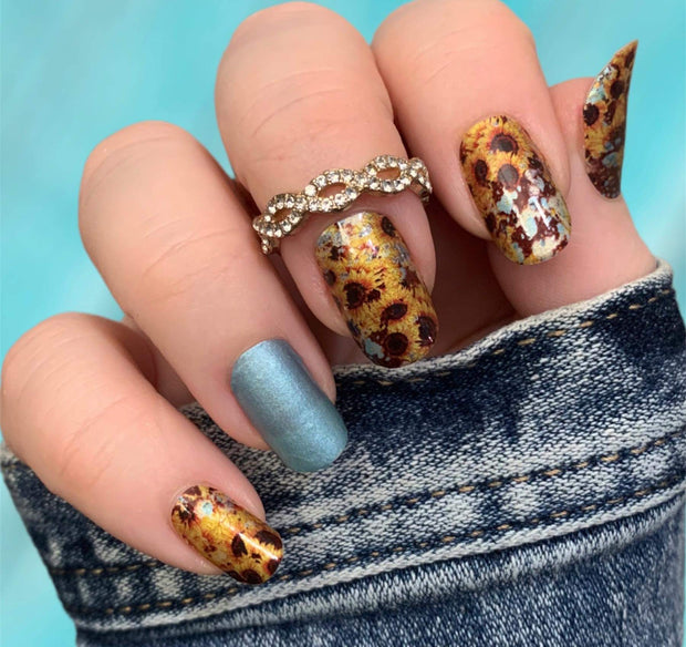 Sunflower Sass - De’s Nails Exclusive Premium Nail Polish Wraps