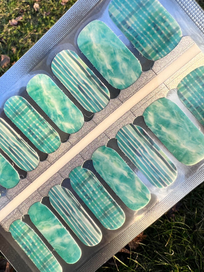 Teal Lagoon Nail Polish Wraps